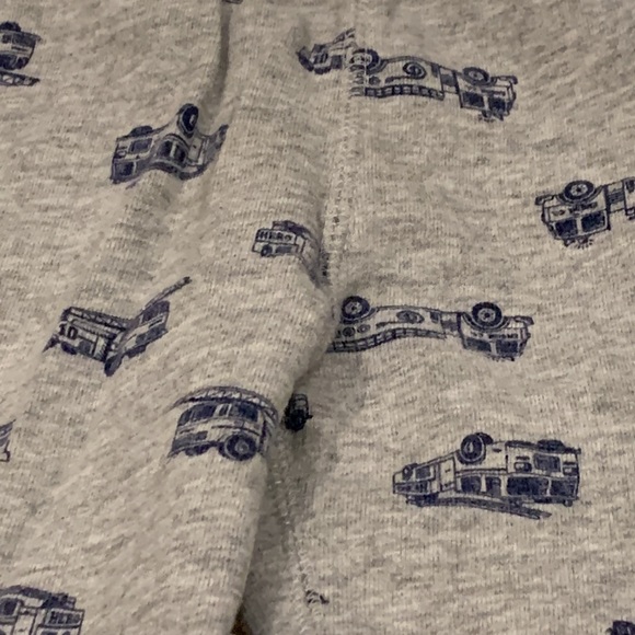 Carter’s Firetruck Matching Set Onesie and Sweatpants in Gray/Red size 24M - Picture 6 of 8